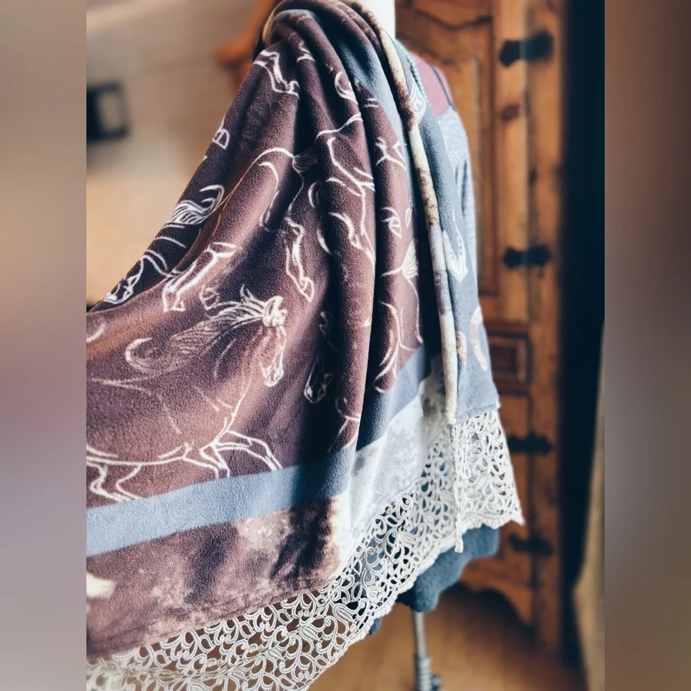 Artisan  Vintage Spiderwear designed created flea